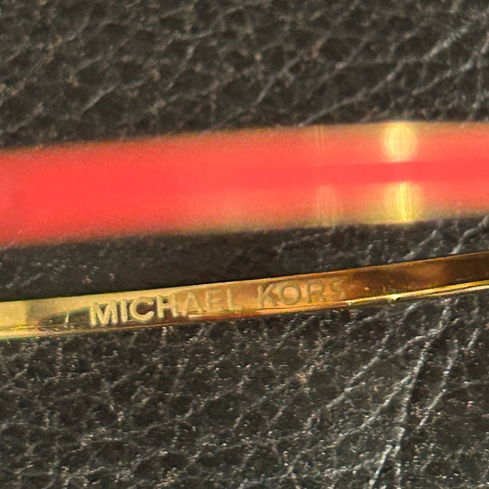 Michael Kors Pink Enamel and Gold Buckle Design Bracelet - Picture 15 of 16